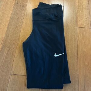Nike Women’s Black Leggings